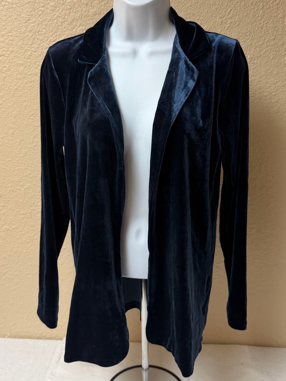 4/$20 Olive & Oak Blue Velvet Open Blazer